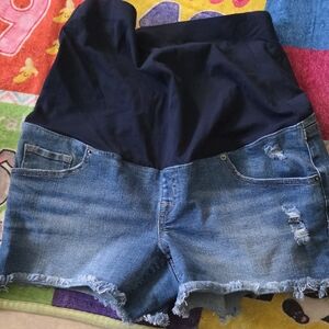 Ingris &isabel Maternity Shorts